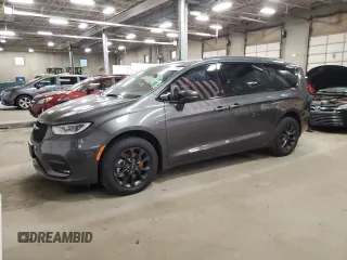 2022 Chrysler Pacifica Touring L z VIN 2C4RC3BG8NR135203, wystawiony jako Copart lot #81473494 z przebiegiem 51 123 mil mil oraz Tytuł czysty. Historia ofert i sprzedaży dostępna na DreamBid. Obrazek 1.