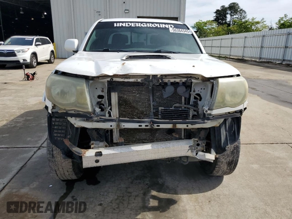 2010 Toyota Tacoma z VIN 5TEMU4FN7AZ710076, wystawiony jako Copart lot #56384345 z przebiegiem 215 043 mil mil oraz Szkoda całkowita • Salvage title. Historia ofert i sprzedaży dostępna na DreamBid. Obrazek 5.