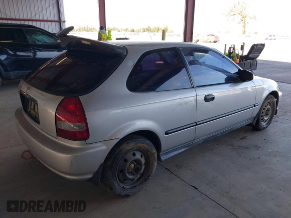 2000 Honda Civic CX with VIN 2HGEJ6329YH109973, listed as a IAAI auction lot 41565435 with 205,462 mi miles. Bid and sale history available at carsss.com. Image 4.