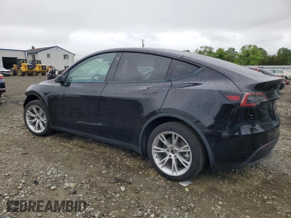 2022 Tesla Model Y Long Range z VIN 7SAYGDEE2NF313492, wystawiony jako Copart lot #55748695 z przebiegiem Nie podano mil oraz Szkoda całkowita • Salvage title. Historia ofert i sprzedaży dostępna na DreamBid. Obrazek 2.