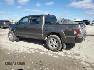 2014 Toyota Tacoma with VIN 5TFLU4EN5EX091732, listed as a Copart auction lot 48037265 with 301,510 mi miles and Clean Title. Bid and sale history available at carsss.com. Image 2.