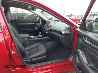 2023 Nissan Altima SR z VIN 1N4BL4CV7PN382237, wystawiony jako IAAI lot #42083145 z przebiegiem 20 274 mil mil oraz . Historia ofert i sprzedaży dostępna na DreamBid. Obrazek 5.