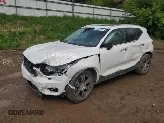 2022 Volvo XC40 Inscription с VIN YV4162UL3N2740413, выставлен на аукционе Copart как лот 56568165 с пробегом 50 349 миль миль и На запчасти • Non repairable. История ставок и продаж доступна на DreamBid. Изображение 1.