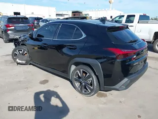 2021 Lexus UX with VIN JTHP3JBH2M2045075, listed as a IAAI auction lot 40979086 with 44,578 mi miles. Bid and sale history available at carsss.com. Image 3.