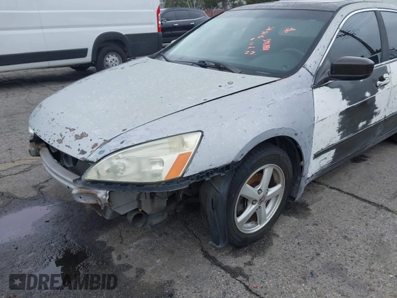 2005 Honda Accord EX-L z VIN 1HGCM66865A040233, wystawiony jako IAAI lot #41808914 z przebiegiem 188 965 mil mil oraz . Historia ofert i sprzedaży dostępna na DreamBid. Obrazek 14.
