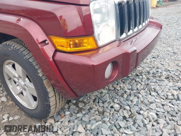 2008 Jeep Commander Limited z VIN 1J8HG58228C244124, wystawiony jako IAAI lot #41491040 z przebiegiem 141 970 mil mil oraz . Historia ofert i sprzedaży dostępna na DreamBid. Obrazek 12.