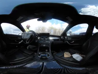 2020 Mercedes-Benz C 300 с VIN WDDWF8EB0LR536129, выставлен на аукционе IAAI как лот 41969624 с пробегом 61 531 миль миль и . История ставок и продаж доступна на DreamBid. Изображение 17.