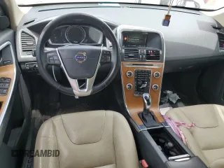 2017 Volvo XC60 Inscription z VIN YV449MRU9H2123068, wystawiony jako Copart lot #56683195 z przebiegiem 119 646 mil mil oraz Szkoda całkowita • Salvage title. Historia ofert i sprzedaży dostępna na DreamBid. Obrazek 8.