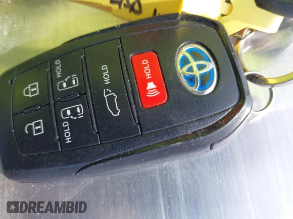 2021 Toyota Sienna XSE with VIN 5TDDRKEC9MS045558, listed as a IAAI auction lot 42428440 with 65,973 mi miles and . Bid and sale history available at DreamBid. Image 11.