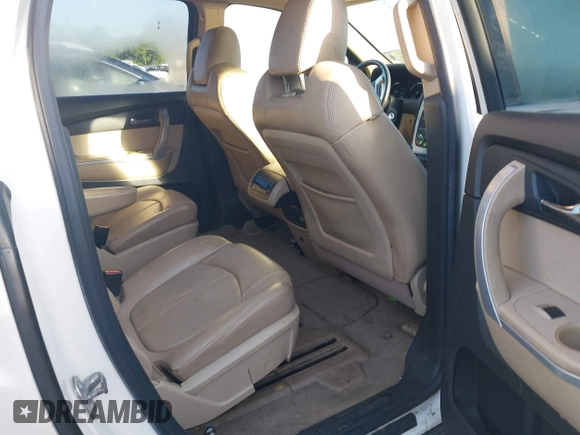 2011 GMC Acadia SLT1 with VIN 1GKKVRED7BJ322081, listed as a IAAI auction lot 42005039 with 202,325 mi miles. Bid and sale history available at carsss.com. Image 8.
