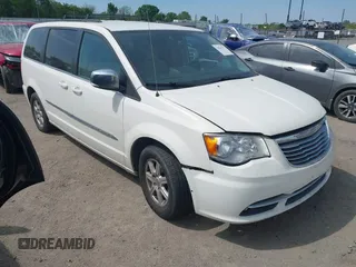 2012 Chrysler Town & Country Touring-L with VIN 2C4RC1CG7CR156415, listed as a IAAI auction lot 42045371 with 233,306 mi miles. Bid and sale history available at carsss.com. Image 1.