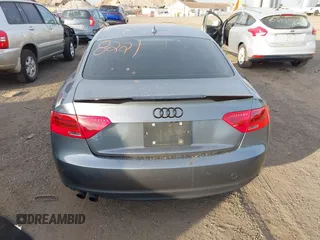 2013 Audi A5 Premium Plus z VIN WAULFAFR6DA041365, wystawiony jako IAAI lot #40858221 z przebiegiem 102 102 mil mil oraz . Historia ofert i sprzedaży dostępna na DreamBid. Obrazek 16.