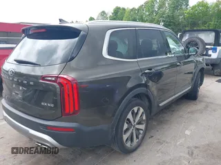 2020 Kia Telluride EX with VIN 5XYP34HC3LG088925, listed as a IAAI auction lot 42399123 with 30,106 mi miles and . Bid and sale history available at DreamBid. Image 4.