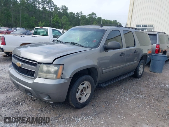 2007 Chevrolet Suburban LT with VIN 1GNFC16077R372737, listed as a IAAI auction lot 41917140 with 249,075 mi miles and . Bid and sale history available at DreamBid. Image 2.