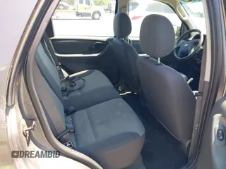 2004 Ford Escape XLS with VIN 1FMYU92194KA15054, listed as a IAAI auction lot 42772942 with 157,270 mi miles and . Bid and sale history available at DreamBid. Image 8.