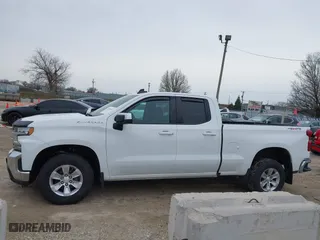 2019 Chevrolet Silverado 1500 LT with VIN 1GCRYDED3KZ216524, listed as a IAAI auction lot 41935467 with 58,686 mi miles. Bid and sale history available at carsss.com. Image 14.
