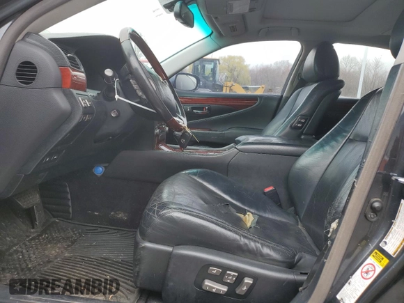 2008 Lexus LS 460 z VIN JTHBL46F585075471, wystawiony jako Copart lot #54118315 z przebiegiem 94 680 mil mil oraz Tytuł czysty. Historia ofert i sprzedaży dostępna na DreamBid. Obrazek 7.