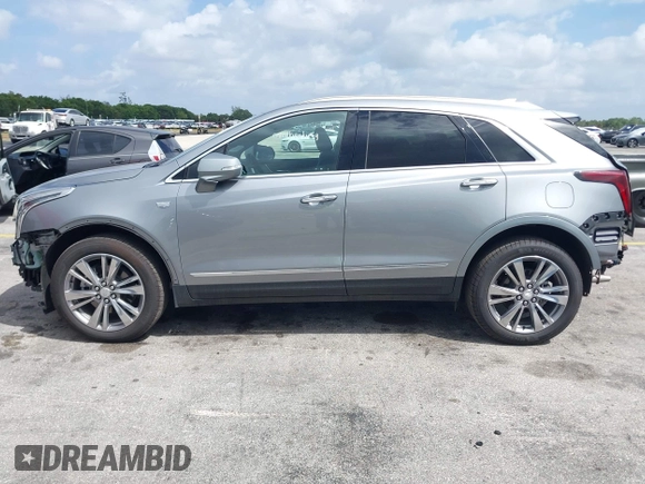 2025 Cadillac XT5 FWD Premium Luxury with VIN 1GYKNCRS4SZ120666, listed as a IAAI auction lot 41958229 with 10,246 mi miles and . Bid and sale history available at DreamBid. Image 15.