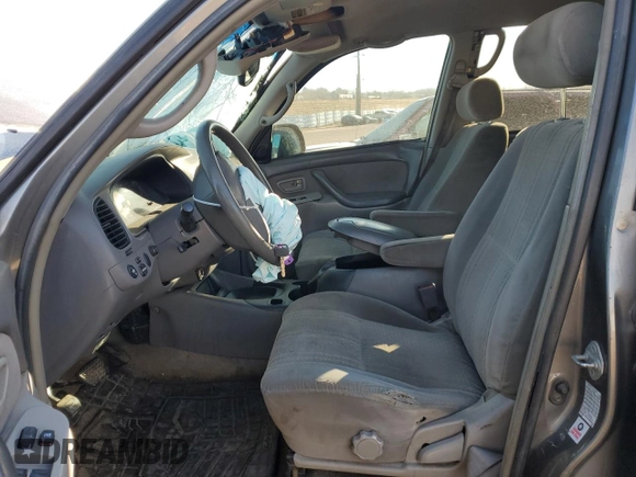 2004 Toyota Tundra SR5 with VIN 5TBDT44114S441571, listed as a Copart auction lot 44653845 with 257,879 mi miles and Salvage Title. Bid and sale history available at DreamBid. Image 7.