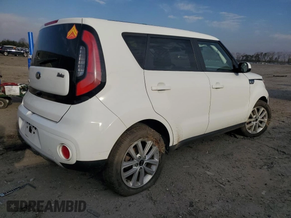 2019 Kia Soul + with VIN KNDJP3A51K7918409, listed as a Copart auction lot 48827375 with 119,356 mi miles and Clean Title. Bid and sale history available at DreamBid. Image 3.
