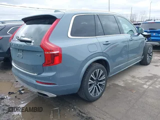 2021 Volvo XC90 Momentum with VIN YV4102PK4M1763398, listed as a IAAI auction lot 41731611 with 81,607 mi miles. Bid and sale history available at carsss.com. Image 4.