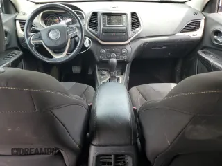 2016 Jeep Cherokee Altitude z VIN 1C4PJMCB8GW123004, wystawiony jako Copart lot #61931895 z przebiegiem 149 943 mil mil oraz Szkoda całkowita • Salvage title. Historia ofert i sprzedaży dostępna na DreamBid. Obrazek 8.