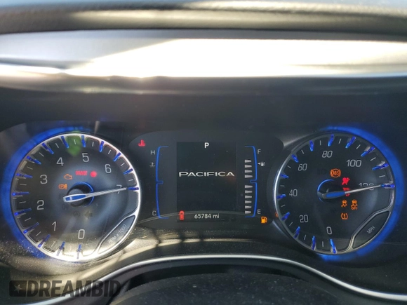 2018 Chrysler Pacifica Touring Plus with VIN 2C4RC1FGXJR361834, listed as a Copart auction lot 49476195 with 65,784 mi miles and Salvage Title. Bid and sale history available at DreamBid. Image 9.