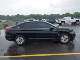 2020 Volkswagen Jetta S z VIN 3VWCB7BU0LM054526, wystawiony jako IAAI lot #42102027 z przebiegiem 75 780 mil mil oraz . Historia ofert i sprzedaży dostępna na DreamBid. Obrazek 13.