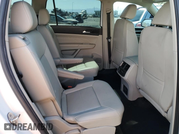 2022 Volkswagen Atlas SE z VIN 1V2WR2CAXNC541044, wystawiony jako Copart lot #54201345 z przebiegiem 65 386 mil mil oraz Szkoda całkowita • Salvage title. Historia ofert i sprzedaży dostępna na DreamBid. Obrazek 11.