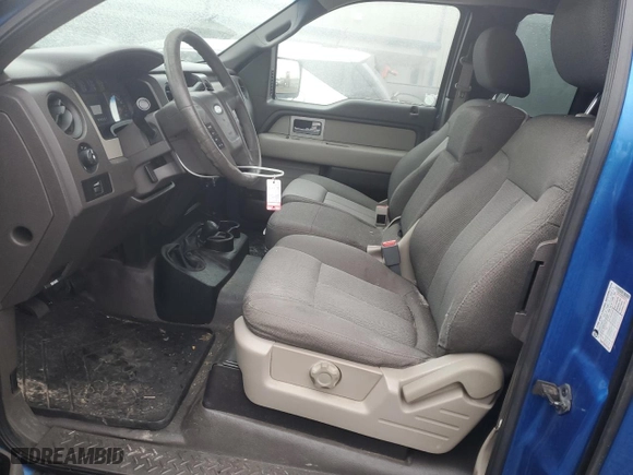 2009 Ford F-150 STX with VIN 1FTRX14W49FA28515, listed as a Copart auction lot 43695085 with 214,124 mi miles and Salvage Title. Bid and sale history available at carsss.com. Image 7.