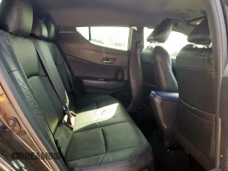2020 Toyota C-HR LE z VIN JTNKHMBX9L1077558, wystawiony jako Copart lot #53603615 z przebiegiem 61 254 mil mil oraz Szkoda całkowita • Salvage title. Historia ofert i sprzedaży dostępna na DreamBid. Obrazek 10.