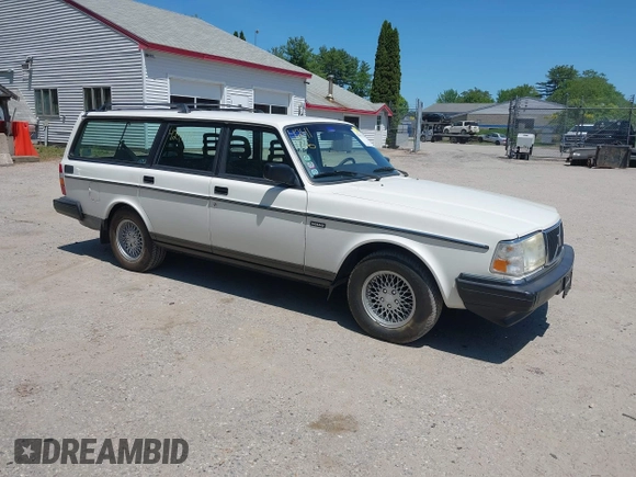 1993 Volvo 240 with VIN YV1AW8803P1949546, listed as a IAAI auction lot 42411136 with 225,859 mi miles and . Bid and sale history available at DreamBid. Image 1.