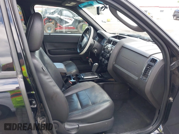 2010 Ford Escape Limited z VIN 1FMCU9EGXAKA05848, wystawiony jako IAAI lot #42381089 z przebiegiem 183 442 mil mil oraz . Historia ofert i sprzedaży dostępna na DreamBid. Obrazek 5.