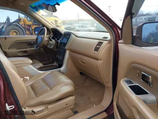 2007 Honda Pilot EX-L with VIN 2HKYF18797H518842, listed as a IAAI auction lot 41775343 with 182,312 mi miles. Bid and sale history available at carsss.com. Image 5.