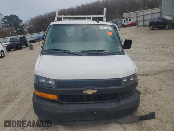 2018 Chevrolet Express Cargo Van with VIN 1GCWGAFP6J1261449, listed as a Copart auction lot 83677924 with 0 mi miles and Salvage Title. Bid and sale history available at carsss.com. Image 5.