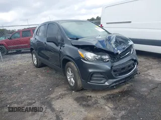 2020 Chevrolet Trax LS with VIN 3GNCJKSB3LL185308, listed as a IAAI auction lot 41206228 with 59,206 mi miles. Bid and sale history available at carsss.com. Image 1.