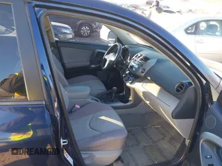2006 Toyota RAV4 with VIN JTMZK33VX66001821, listed as a IAAI auction lot 41337881 with 189,949 mi miles. Bid and sale history available at carsss.com. Image 5.