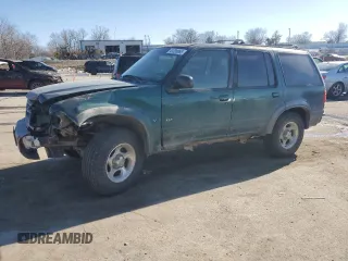 2000 Ford Explorer XLT z VIN 1FMDU83PXYZA38741, wystawiony jako Copart lot #43008965 z przebiegiem 300 207 mil mil oraz Szkody całkowita. Historia ofert i sprzedaży dostępna na DreamBid. Obrazek 1.