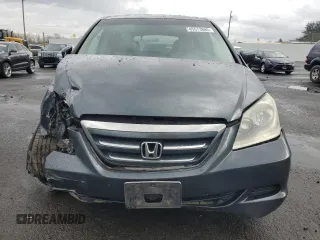 2005 Honda Odyssey EX-L with VIN 5FNRL38695B018174, listed as a Copart auction lot 45573885 with 207,393 mi miles and Salvage Title. Bid and sale history available at carsss.com. Image 5.