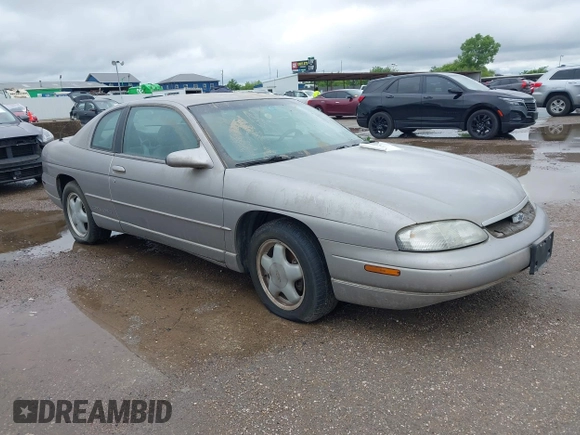 1997 Chevrolet Monte Carlo LS z VIN 2G1WW12M8V9279461, wystawiony jako IAAI lot #42460394 z przebiegiem 85 950 mil mil oraz . Historia ofert i sprzedaży dostępna na DreamBid. Obrazek 1.