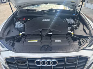 2019 Audi Q8 Premium Plus z VIN WA1BVAF15KD028897, wystawiony jako IAAI lot #42362513 z przebiegiem 108 105 mil mil oraz . Historia ofert i sprzedaży dostępna na DreamBid. Obrazek 10.