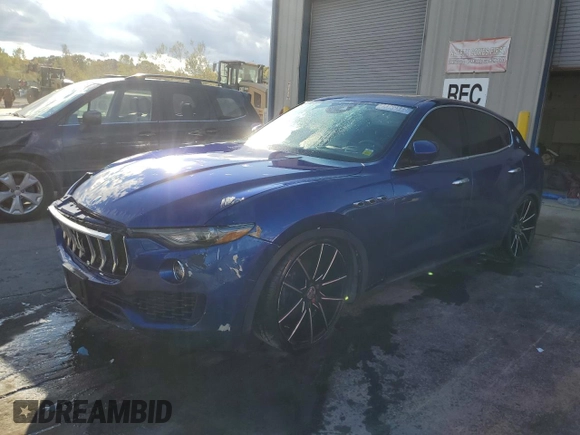 2017 Maserati Levante z VIN ZN661XUA0HX225989, wystawiony jako Copart lot #42369333 z przebiegiem 47 511 mil mil oraz Szkoda całkowita • Salvage title. Historia ofert i sprzedaży dostępna na DreamBid. Obrazek 1.