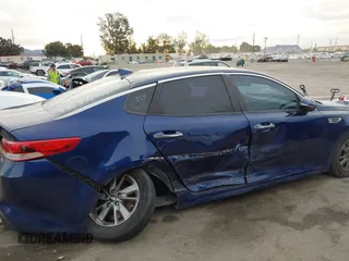 2016 Kia Optima LX Turbo with VIN 5XXGT4L19GG082224, listed as a IAAI auction lot 40990759 with 67,986 mi miles. Bid and sale history available at carsss.com. Image 6.