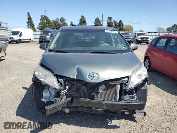2014 Toyota Sienna Ltd with VIN 5TDDK3DC1ES074498, listed as a Copart auction lot 50272945 with 152,055 mi miles and Salvage Title. Bid and sale history available at carsss.com. Image 5.