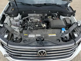 2025 Volkswagen Atlas SE z VIN 1V2WR2CA9SC507835, wystawiony jako Copart lot #59081875 z przebiegiem 11 456 mil mil oraz Czysty tytuł • Clean title. Historia ofert i sprzedaży dostępna na DreamBid. Obrazek 12.