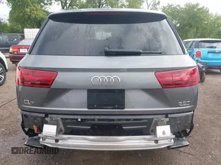 2017 Audi Q7 Prestige z VIN WA1VAAF76HD027540, wystawiony jako IAAI lot #42318658 z przebiegiem 82 619 mil mil oraz . Historia ofert i sprzedaży dostępna na DreamBid. Obrazek 17.