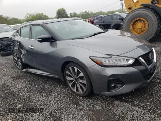 2019 Nissan Maxima Platinum z VIN 1N4AA6AV6KC380113, wystawiony jako Copart lot #55209665 z przebiegiem 75 843 mil mil oraz Szkody całkowita. Historia ofert i sprzedaży dostępna na DreamBid. Obrazek 4.