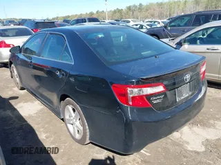 2013 Toyota Camry L with VIN 4T1BF1FK0DU713478, listed as a IAAI auction lot 41886214 with 161,920 mi miles. Bid and sale history available at carsss.com. Image 3.