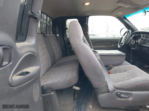 2001 Dodge Ram 1500 with VIN 3B7HC13Y61G727349, listed as a IAAI auction lot 41563067 with 160,688 mi miles. Bid and sale history available at carsss.com. Image 8.