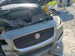 2016 Jaguar XF 35t Premium with VIN SAJBD4BVXGCY09237, listed as a Copart auction lot 71939444 with 0 mi miles and Salvage Title. Bid and sale history available at carsss.com. Image 11.
